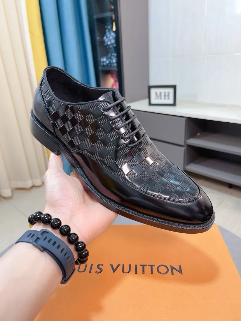 Men's shoes 💰540🌹🌹 [LV] Louis Vuitton's popular casual leather shoes 🎖Fashionable and elegant 🎖🎖Material: Original imported cowhide open edge beads, washed cowhide leather lining, original molded rubber outsole, high-end and classy, ​​elegant quality, instantly transforming into a handsome man ❤❤Standard\nNumber of sizes: 39-44, 38 45 46 customized